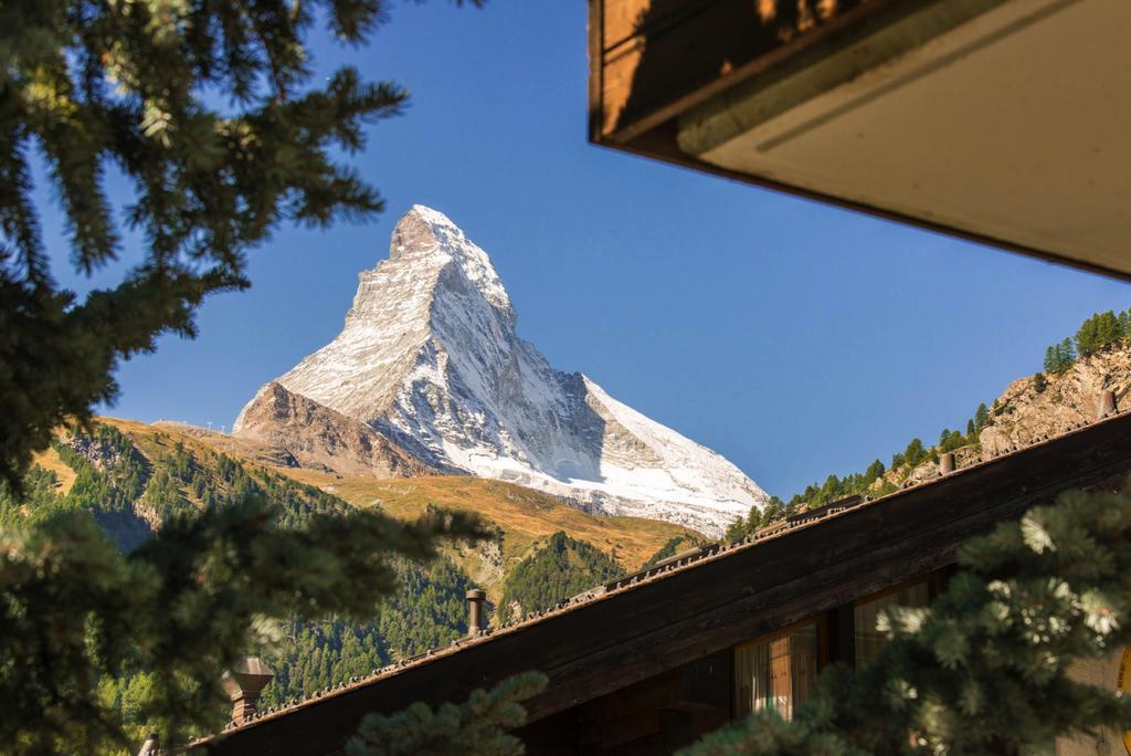 Bed & Breakfast Bijou Zermatt Bagian luar foto
