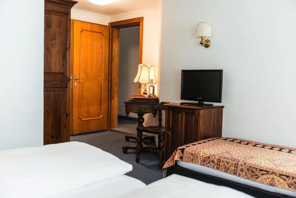 Bed & Breakfast Bijou Zermatt Bagian luar foto