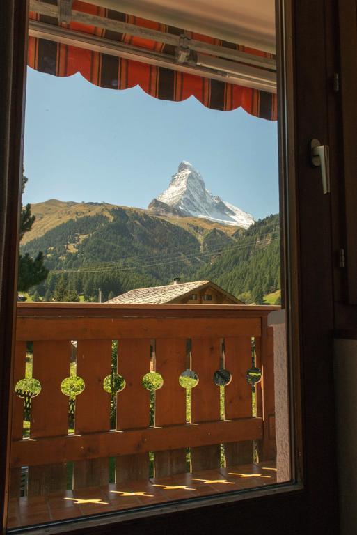 Bed & Breakfast Bijou Zermatt Bagian luar foto