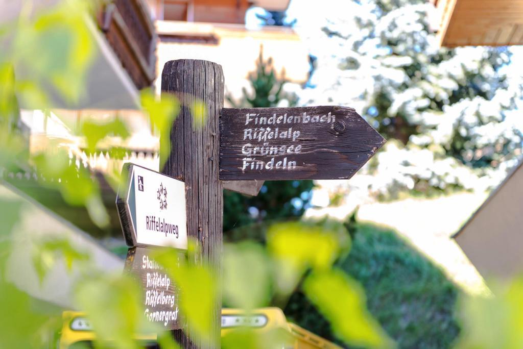 Bed & Breakfast Bijou Zermatt Bagian luar foto