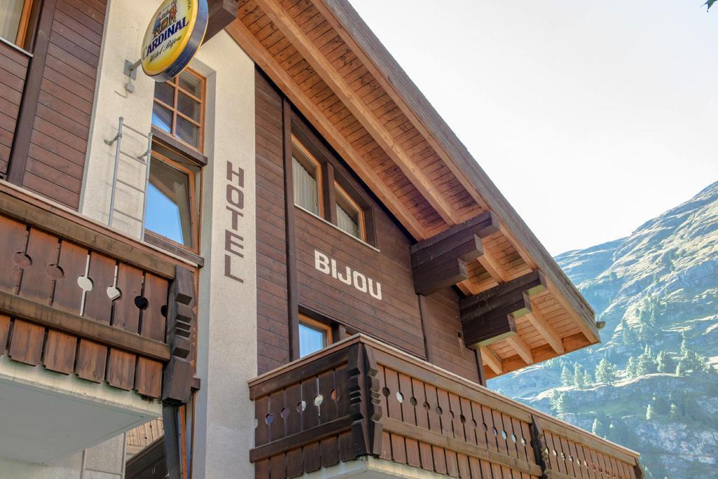 Bed & Breakfast Bijou Zermatt Bagian luar foto