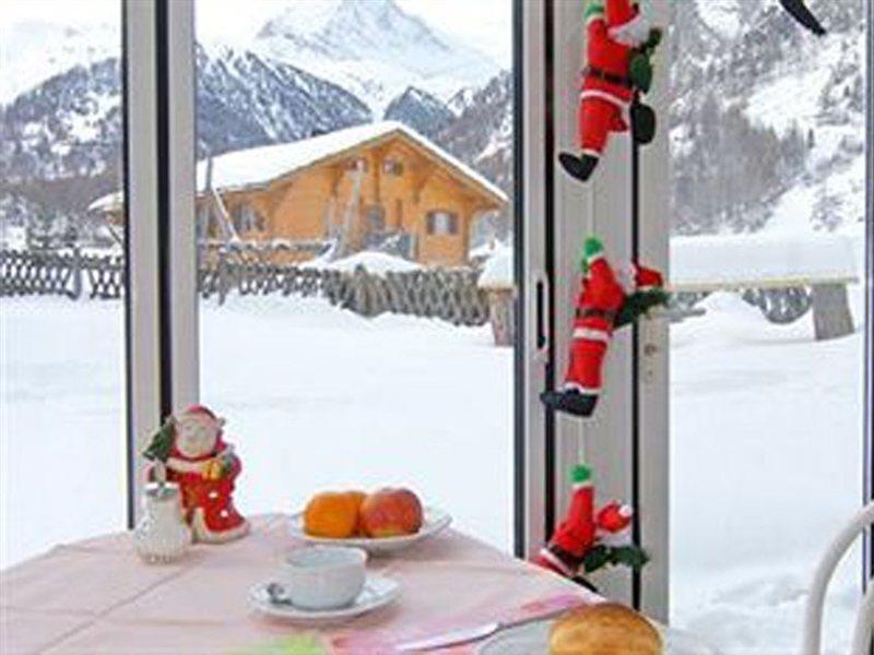 Bed & Breakfast Bijou Zermatt Bagian luar foto