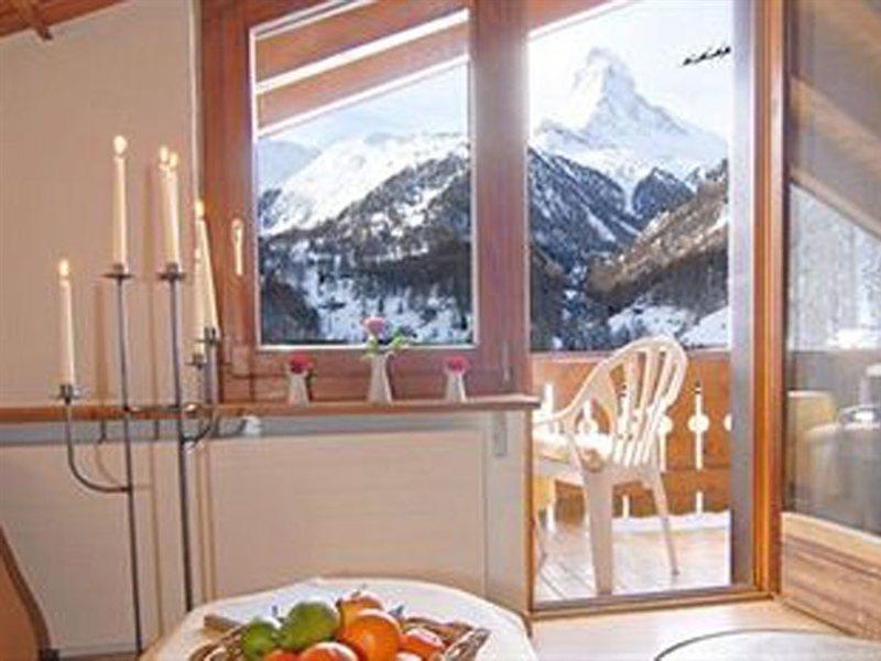 Bed & Breakfast Bijou Zermatt Bagian luar foto